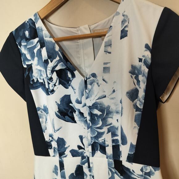 Banana Republic Floral Dress Cap Sleeve Sheath - Picture 6 of 13